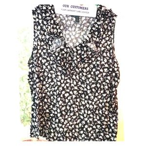 Women's sleeveless floral top